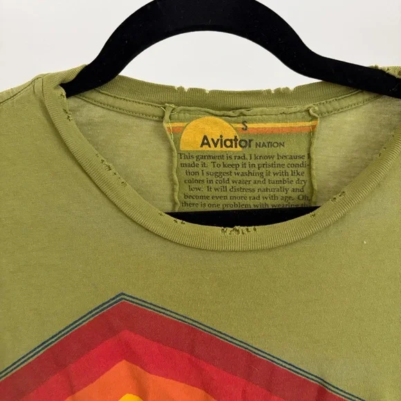 Super Rare Aviator Nation Olive Green Tee with Vibrant Wave Graphic SM - Picture 4 of 10